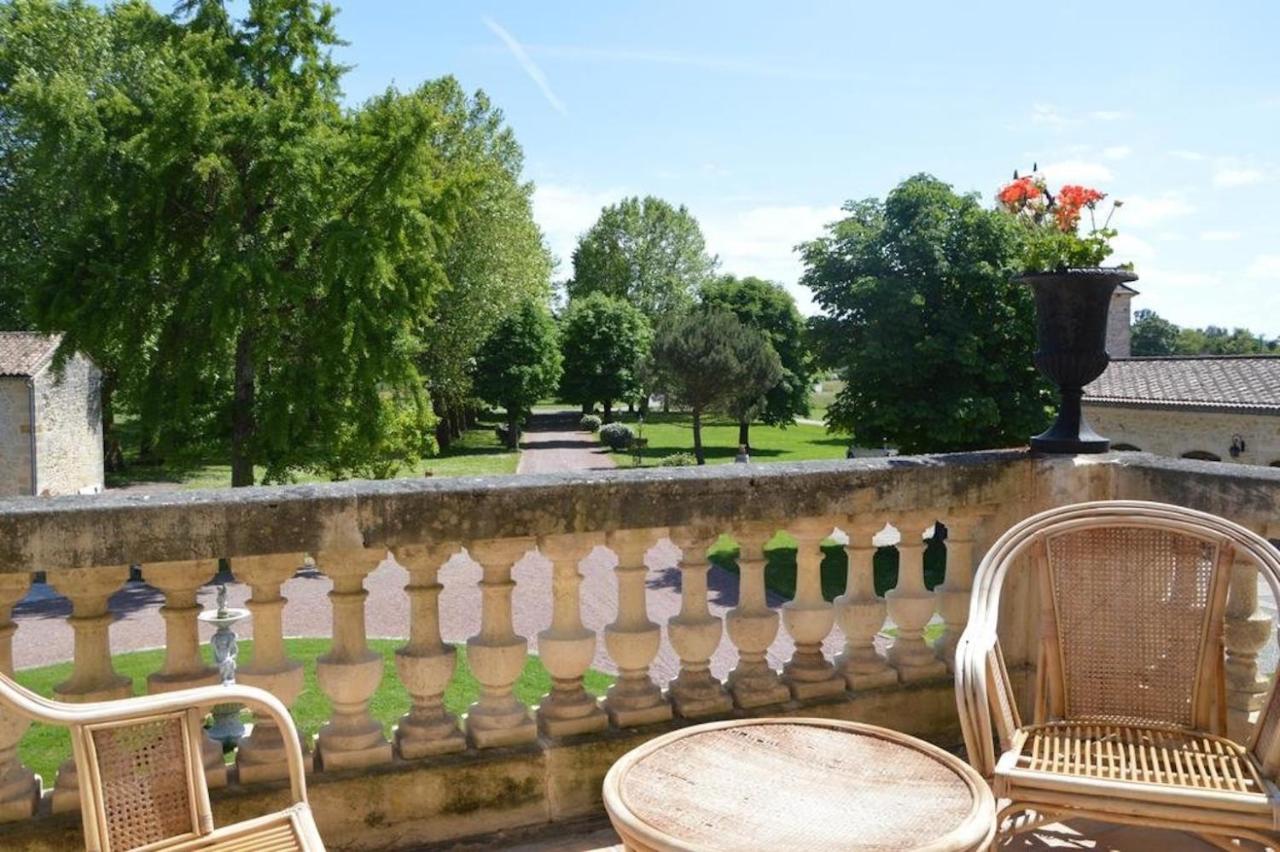 Château Julie Virsac Exterior foto